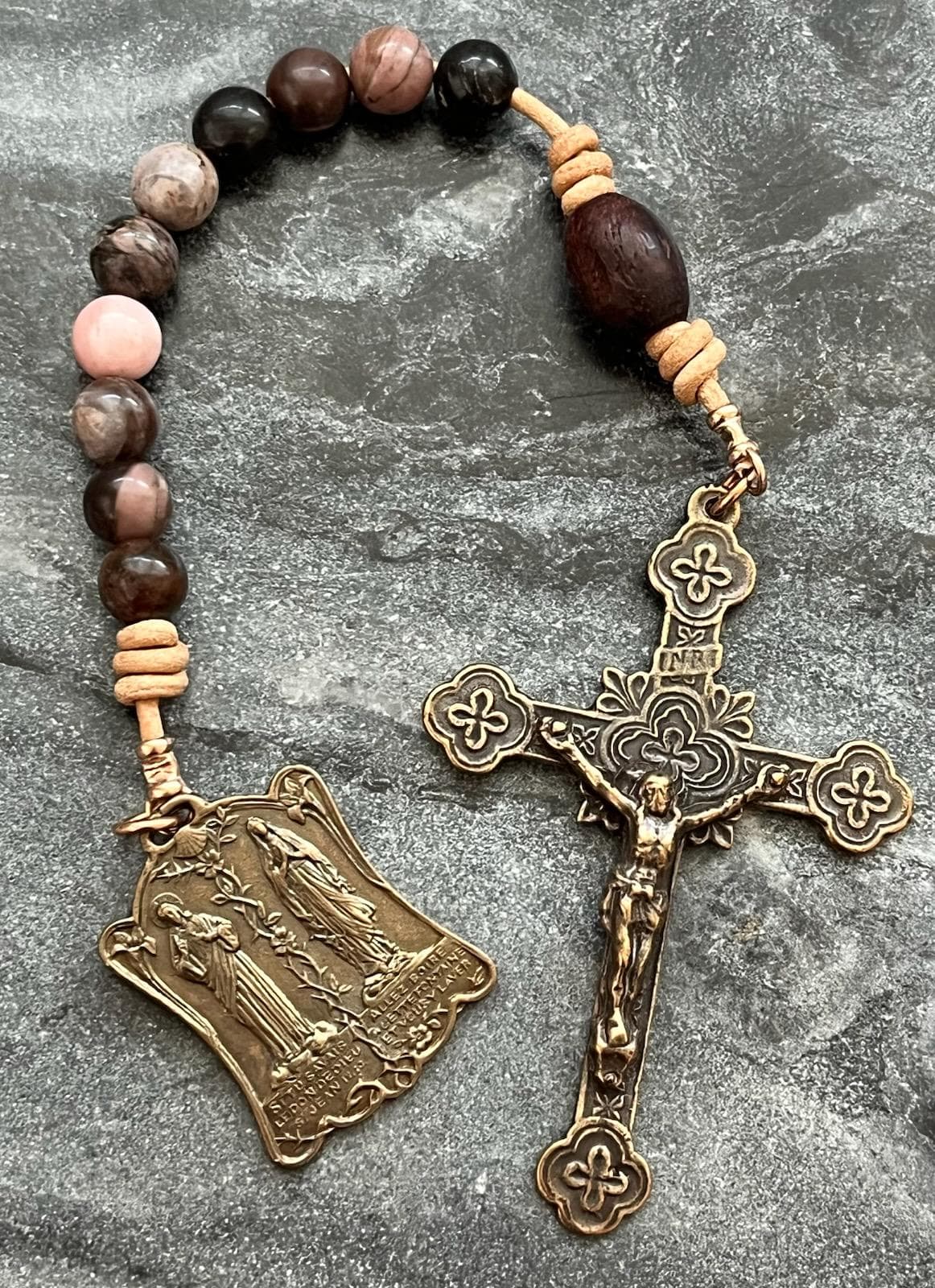 Sacred Heart Indulgence Prayer - Bronze and leather - Pocket Rosary